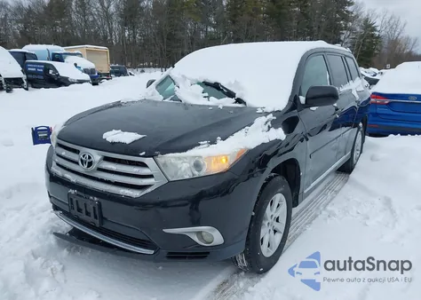 2012 Toyota Highlander Se V6 из США, поврежденный, VIN 5TDBK3EH9CS102336